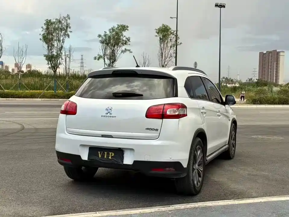 Peugeot 4008 Peugeot 4008