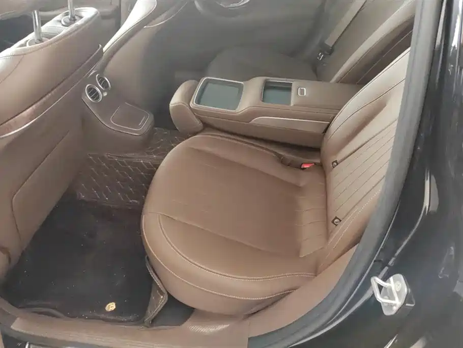 Mercedes-Benz E-class Mercedes-Benz E-class