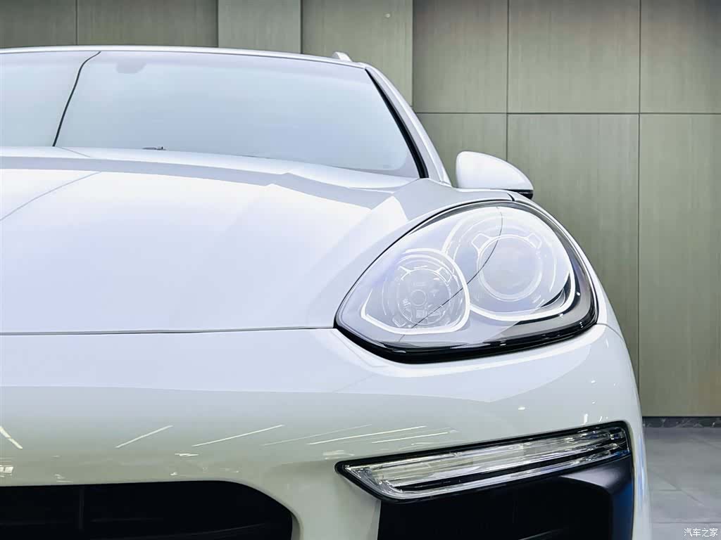 Porsche Cayenne, 2017 7