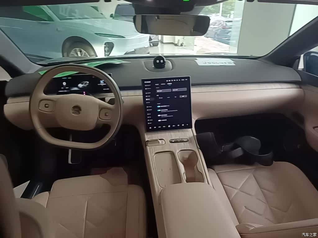 NIO ET7, 2024 10