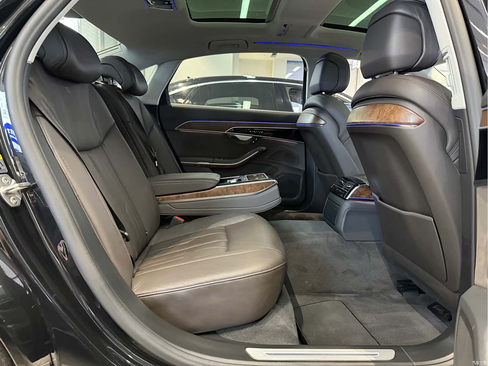 Audi A8L, 2018 10