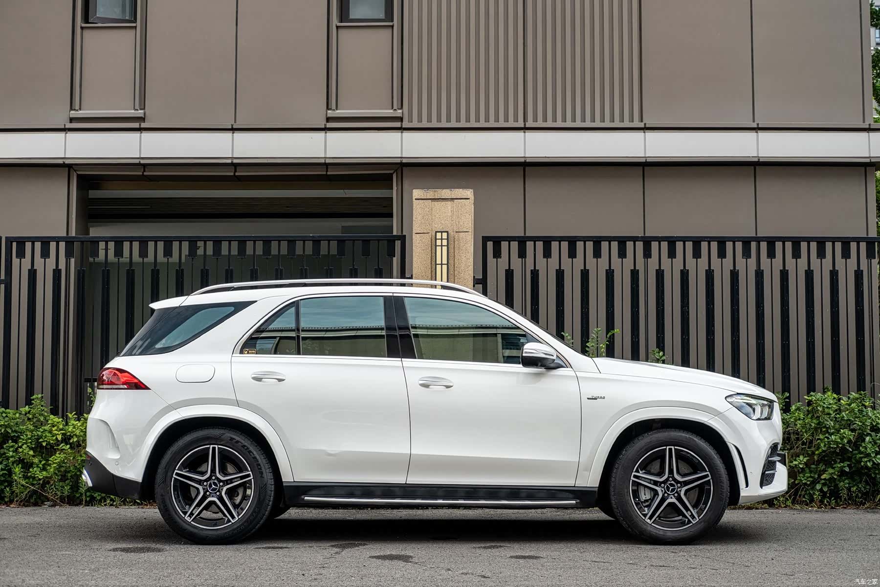 Mercedes-Benz GLE, 2020 3