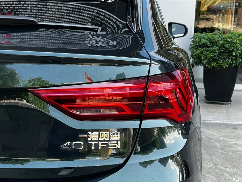 Audi Q3, 2021 8