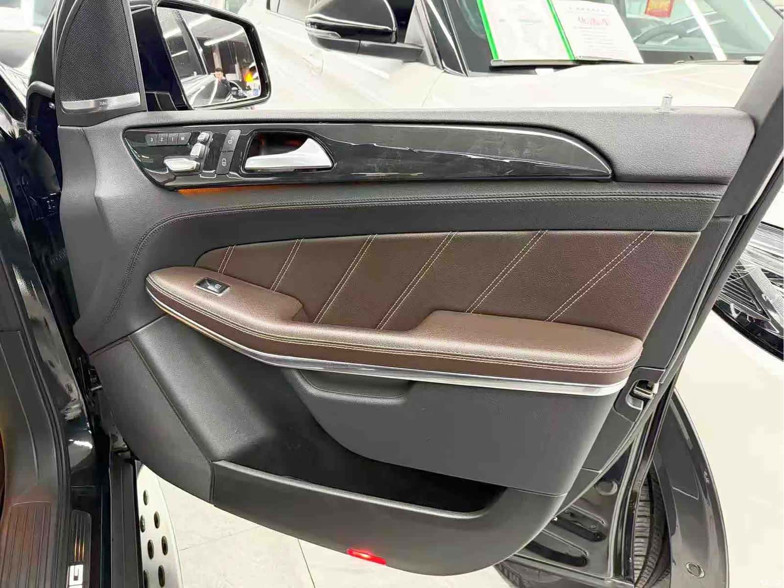 Mercedes-Benz GLS, 2017 10