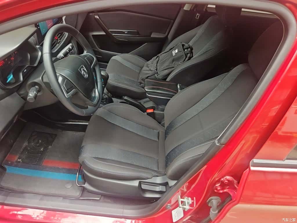 Wuling 310, 2018 15