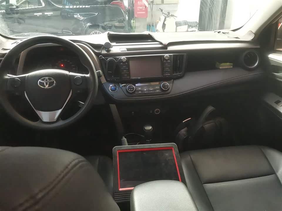 Toyota RAV4 Rongfang