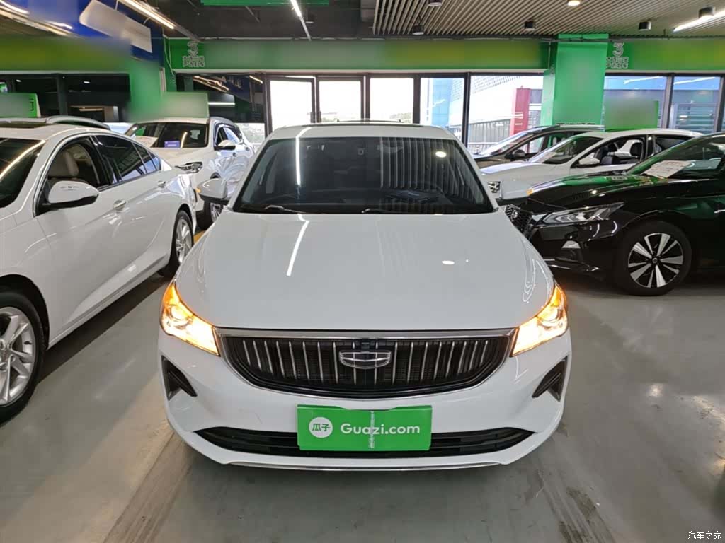 Geely Emgrand, 2023 3