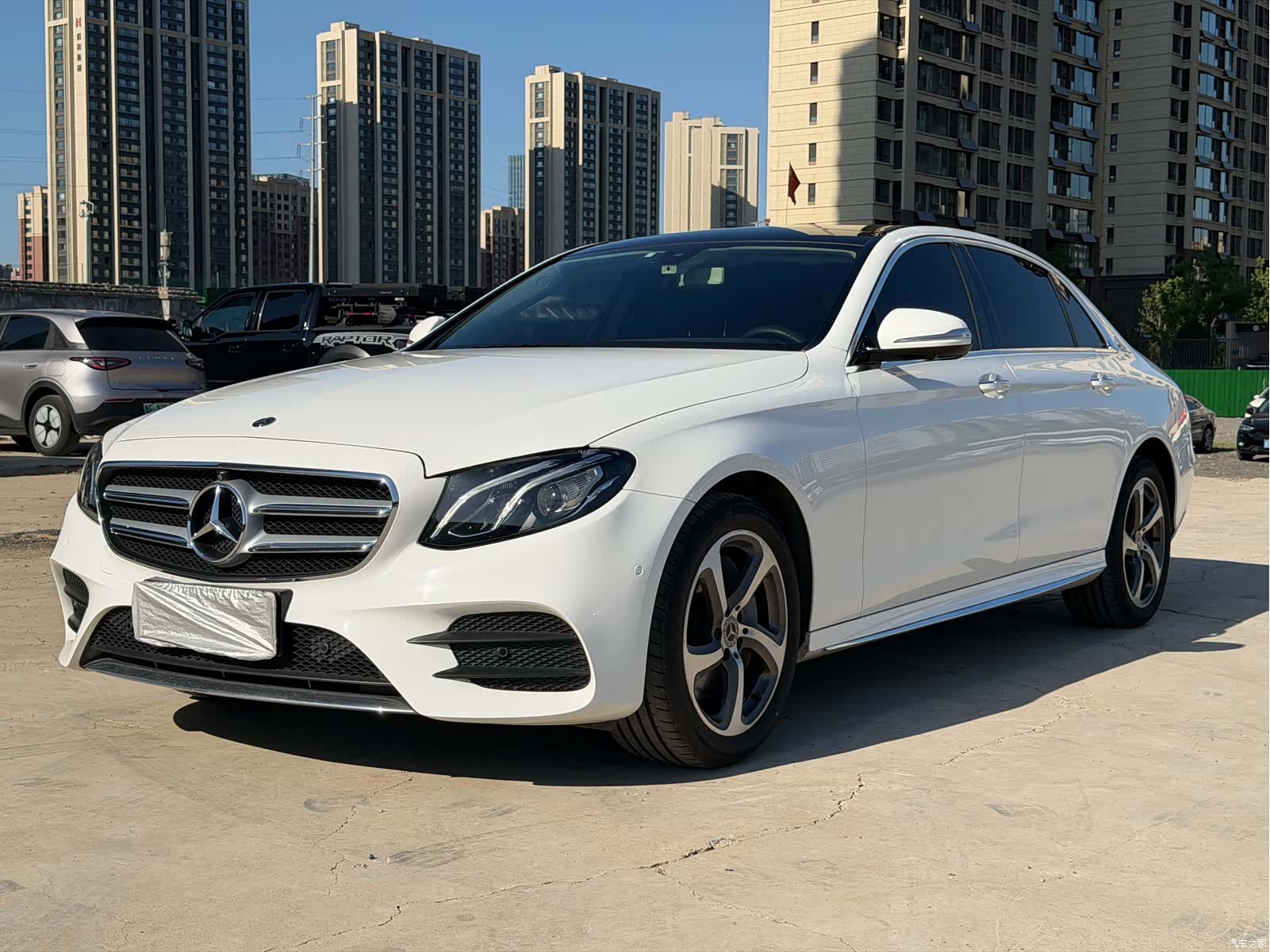 Mercedes-Benz E-Class, 2019 1
