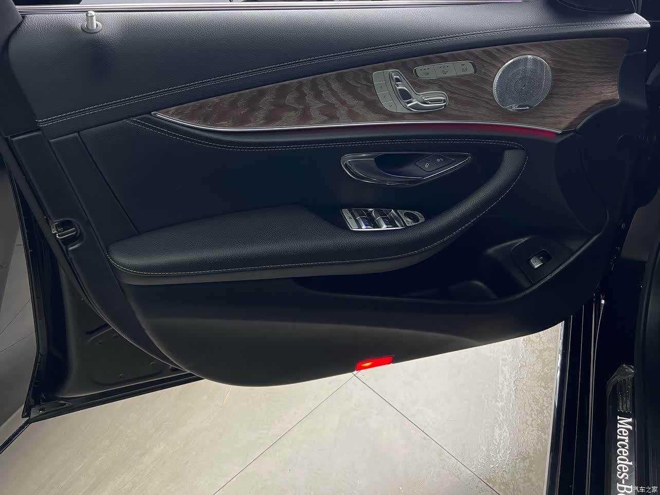 Mercedes-Benz E-Class, 2019 10