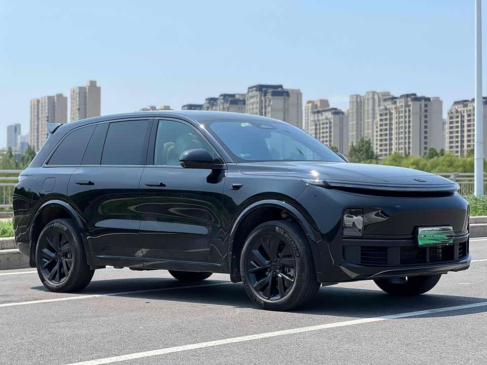 Li Auto Ideal L8