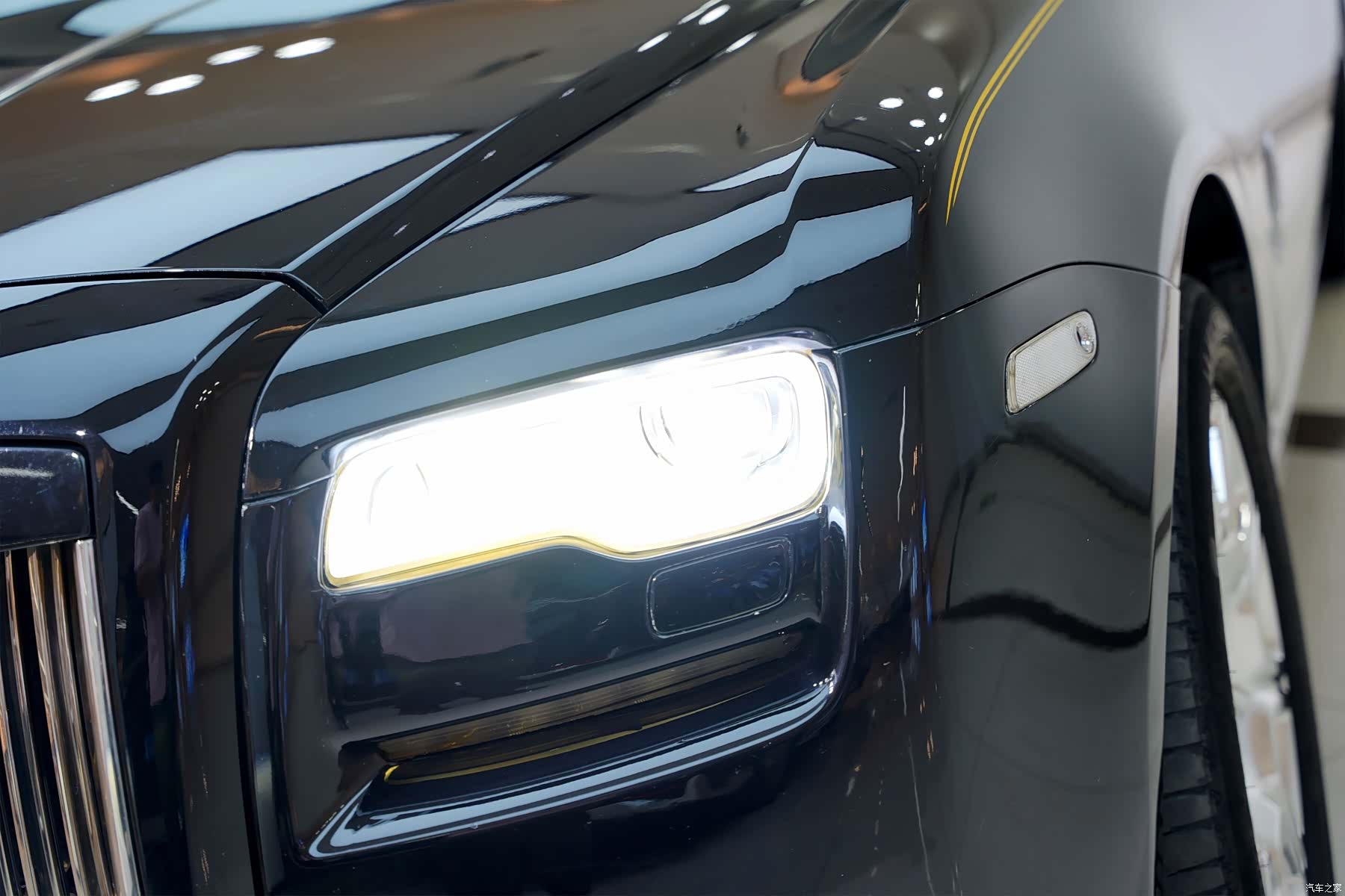 Rolls-Royce Ghost, 2011 8