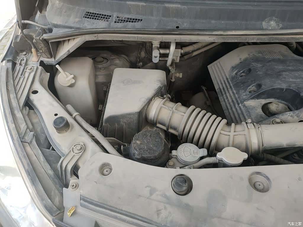 DongFeng CM7, 2015 21