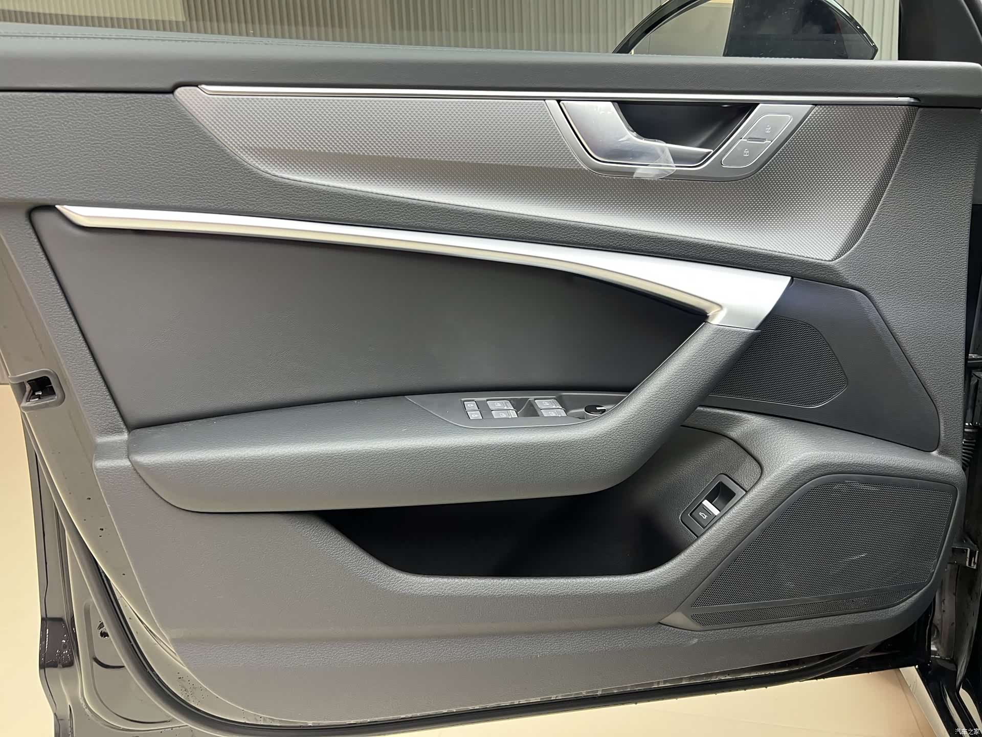 Audi A6L, 2026 11