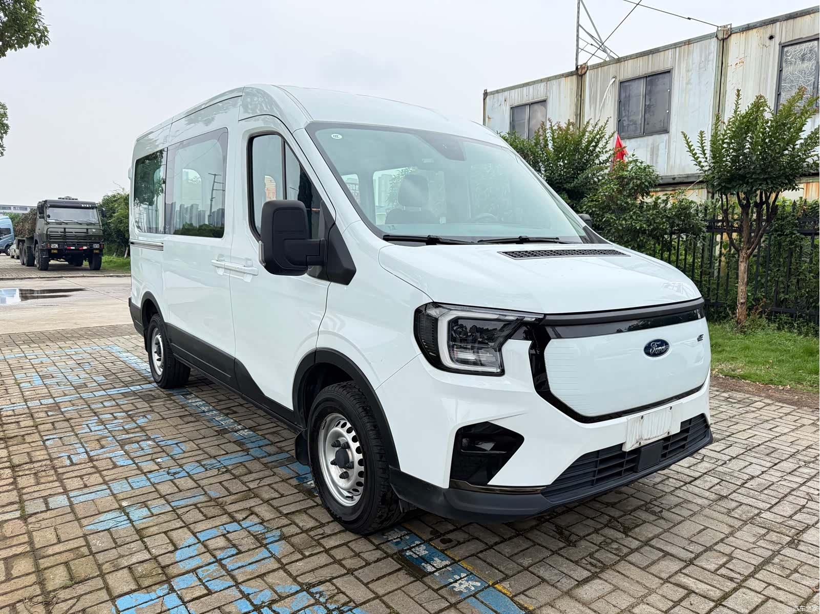 Ford E, 2023 3