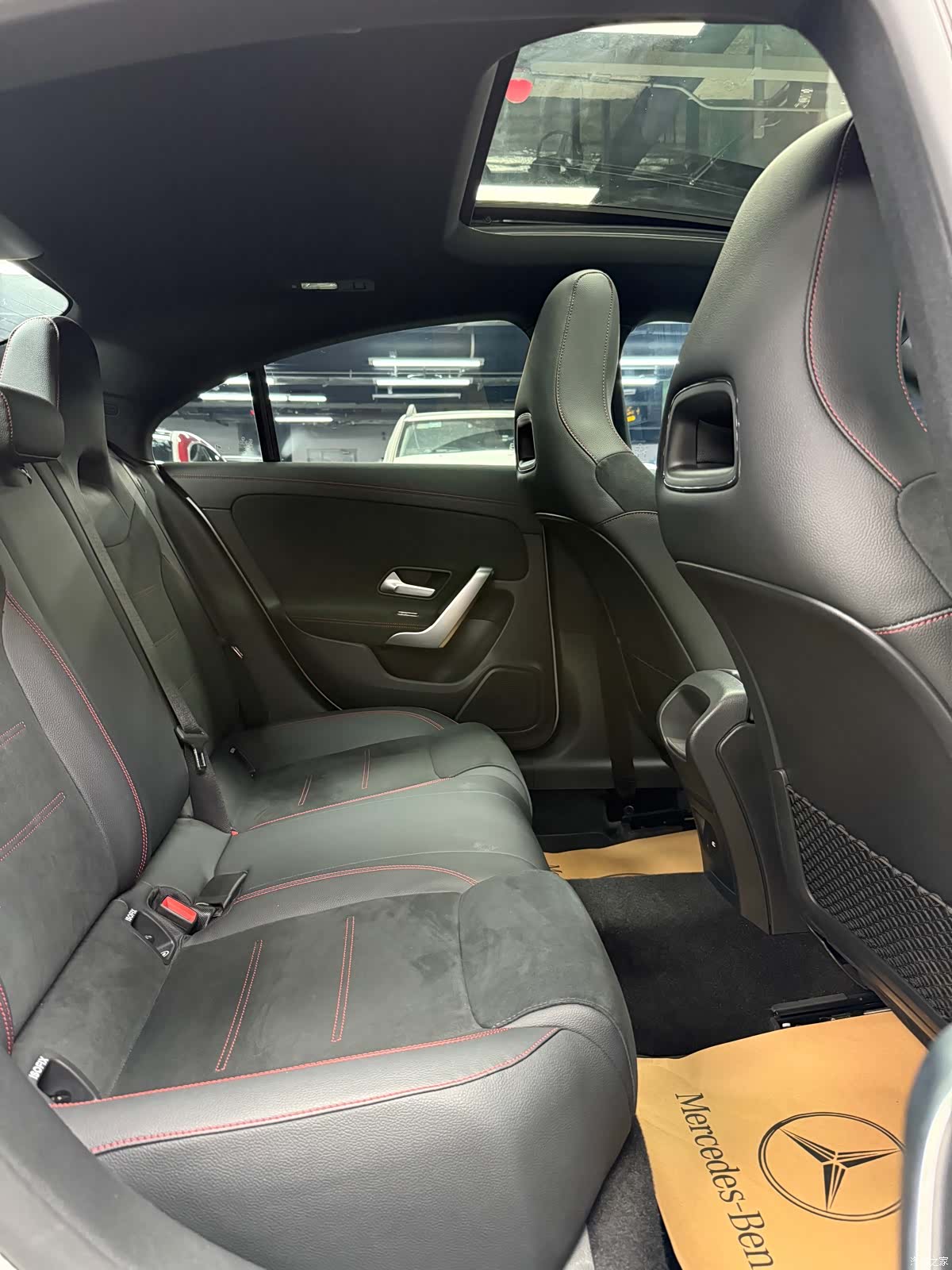 Mercedes-Benz CLA, 2024 15