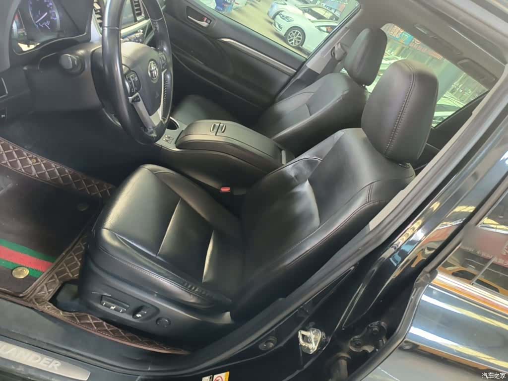Toyota Highlander, 2022 11