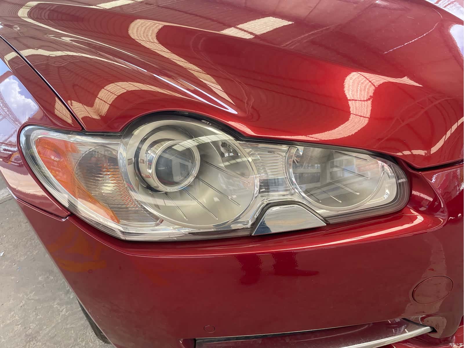 Jaguar XF, 2011 9