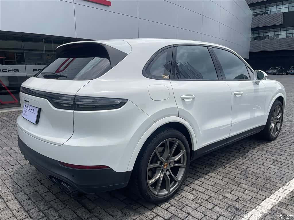 Porsche Cayenne, 2023 6