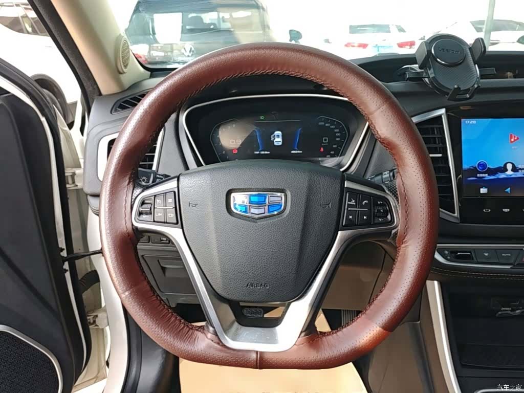 Geely X6, 2019 7