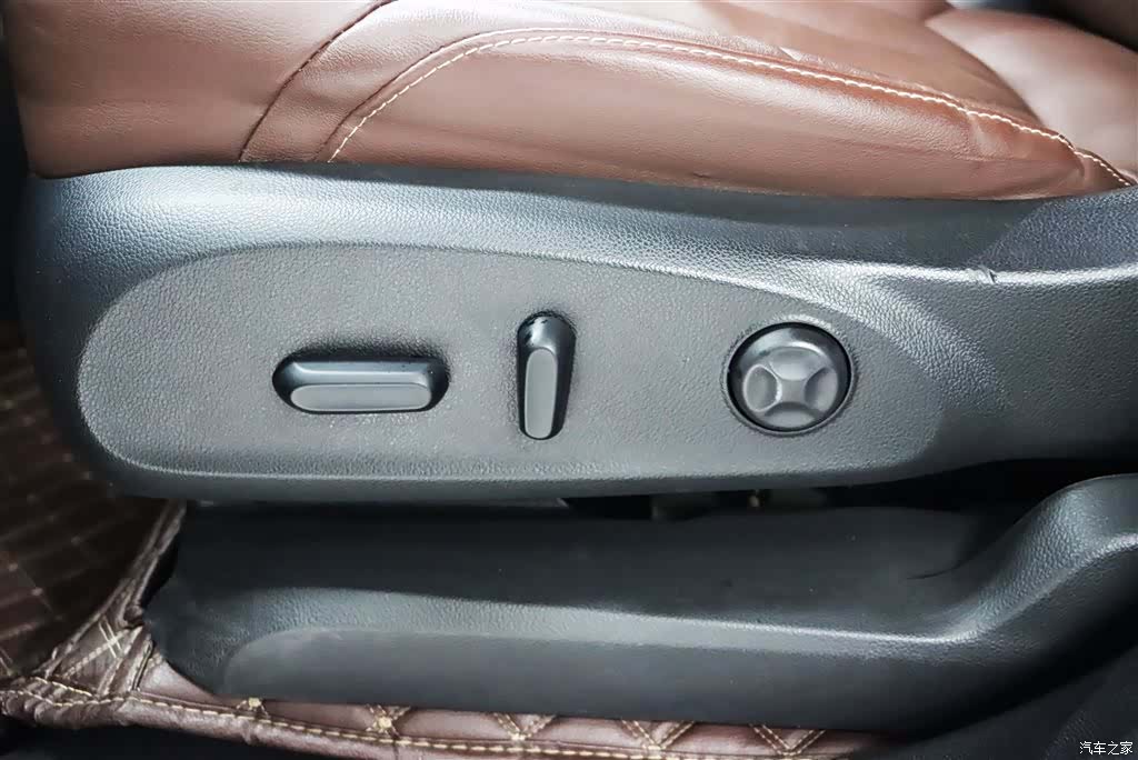 Buick Envision Plus, 2018 12