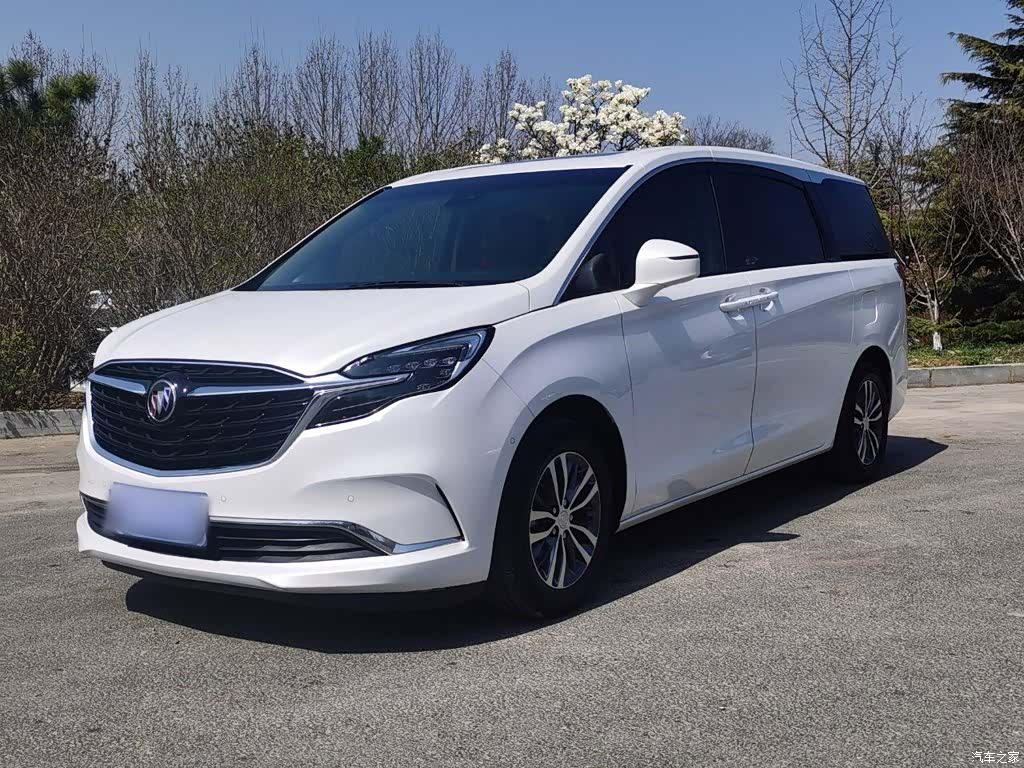 Buick GL8, 2021 1