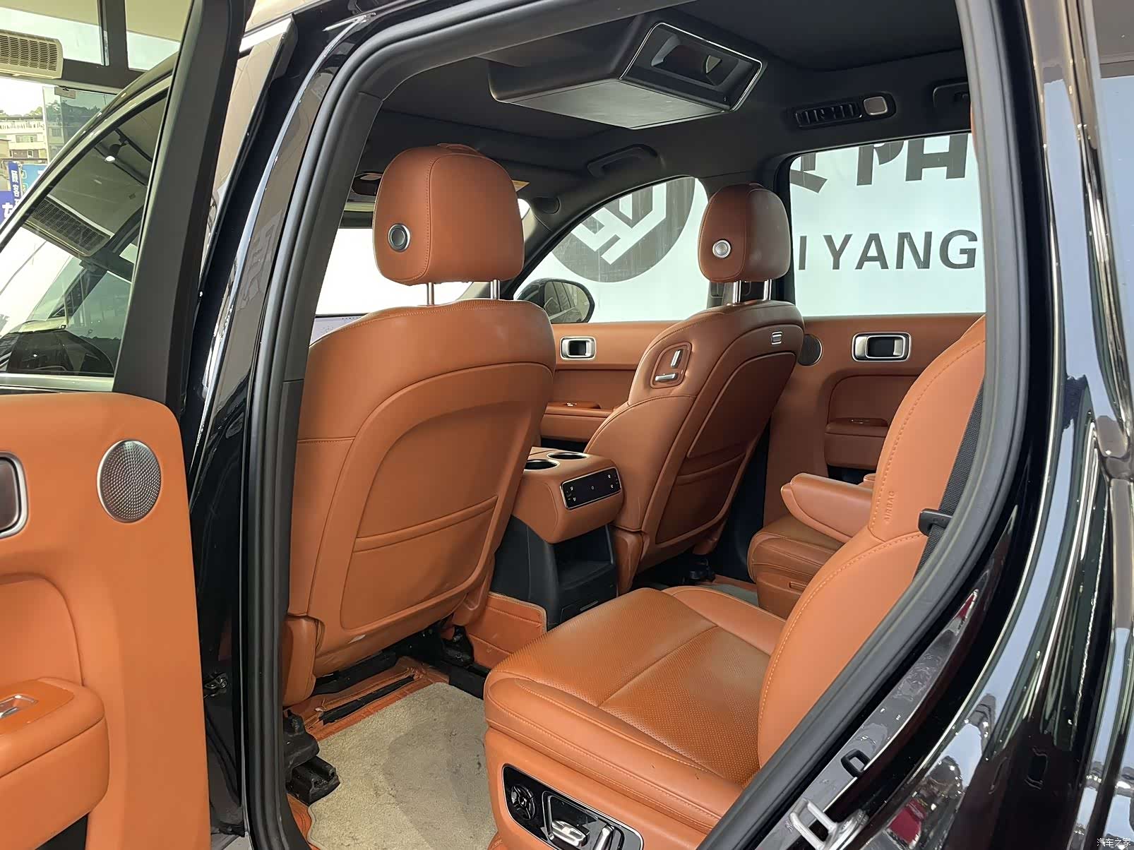 Li Auto L8, 2024 14