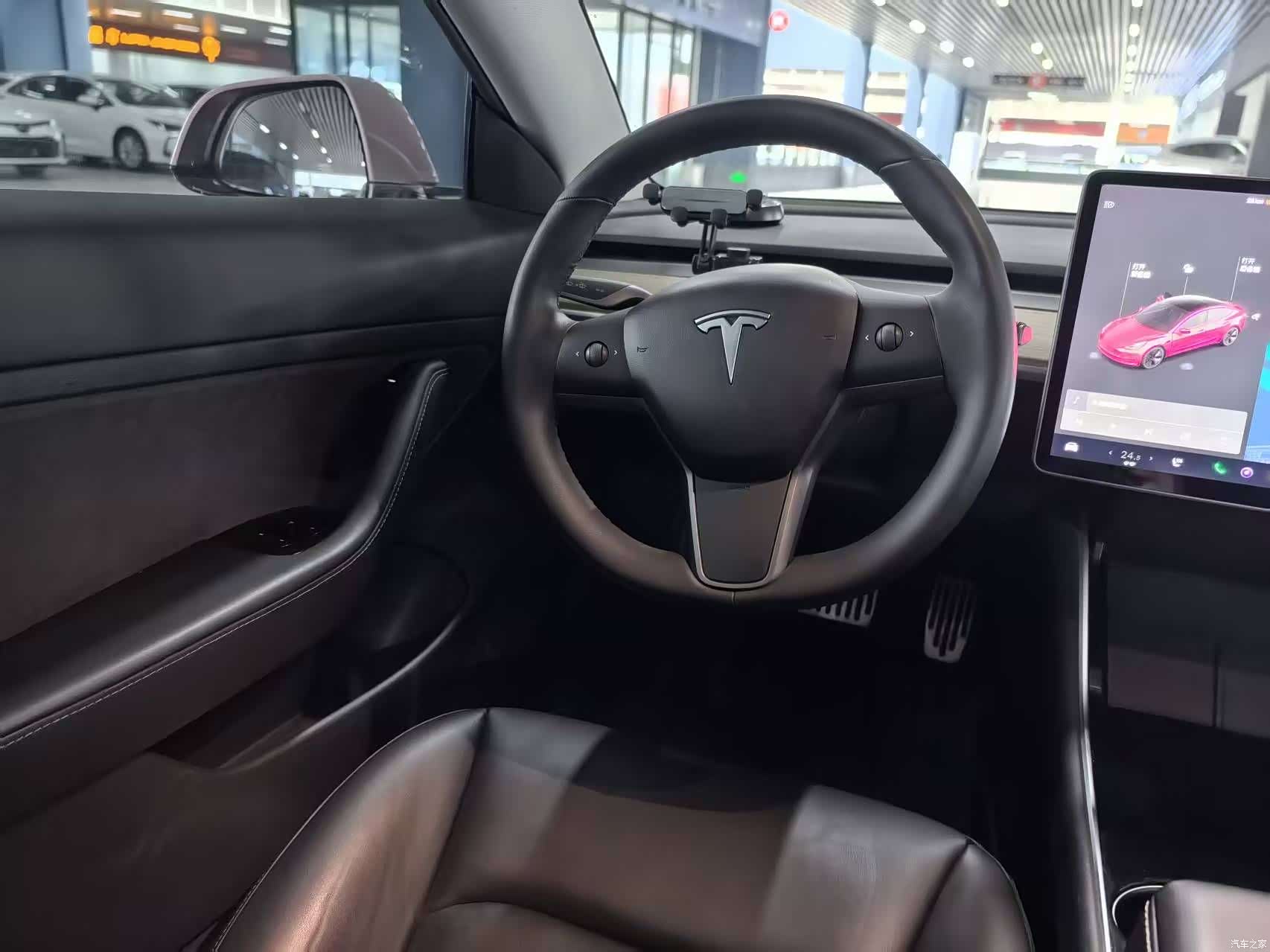 Tesla Model 3, 2020 4