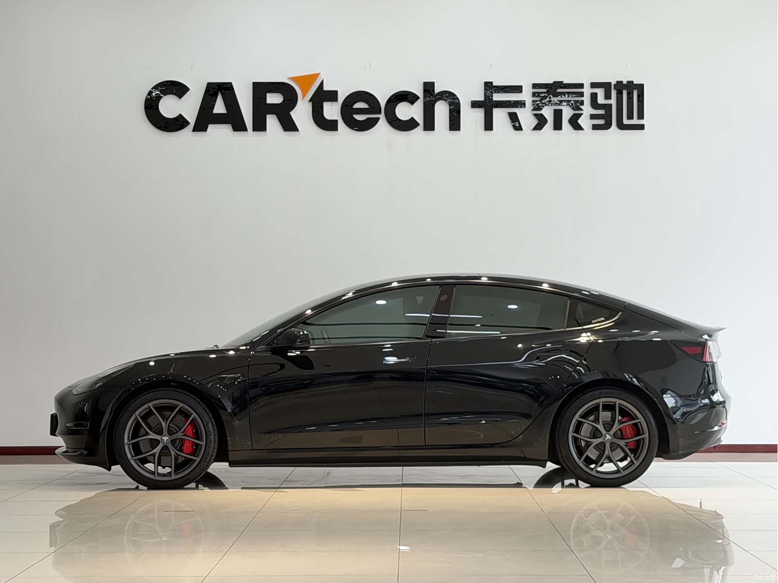 Tesla Model 3, 2022 4