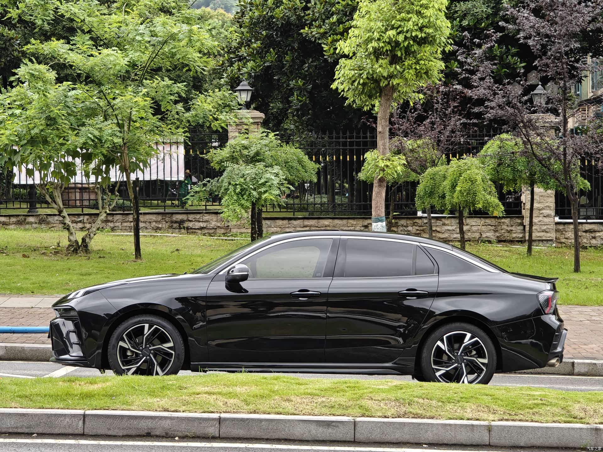 Lynk & Co 02, 2022 все фото