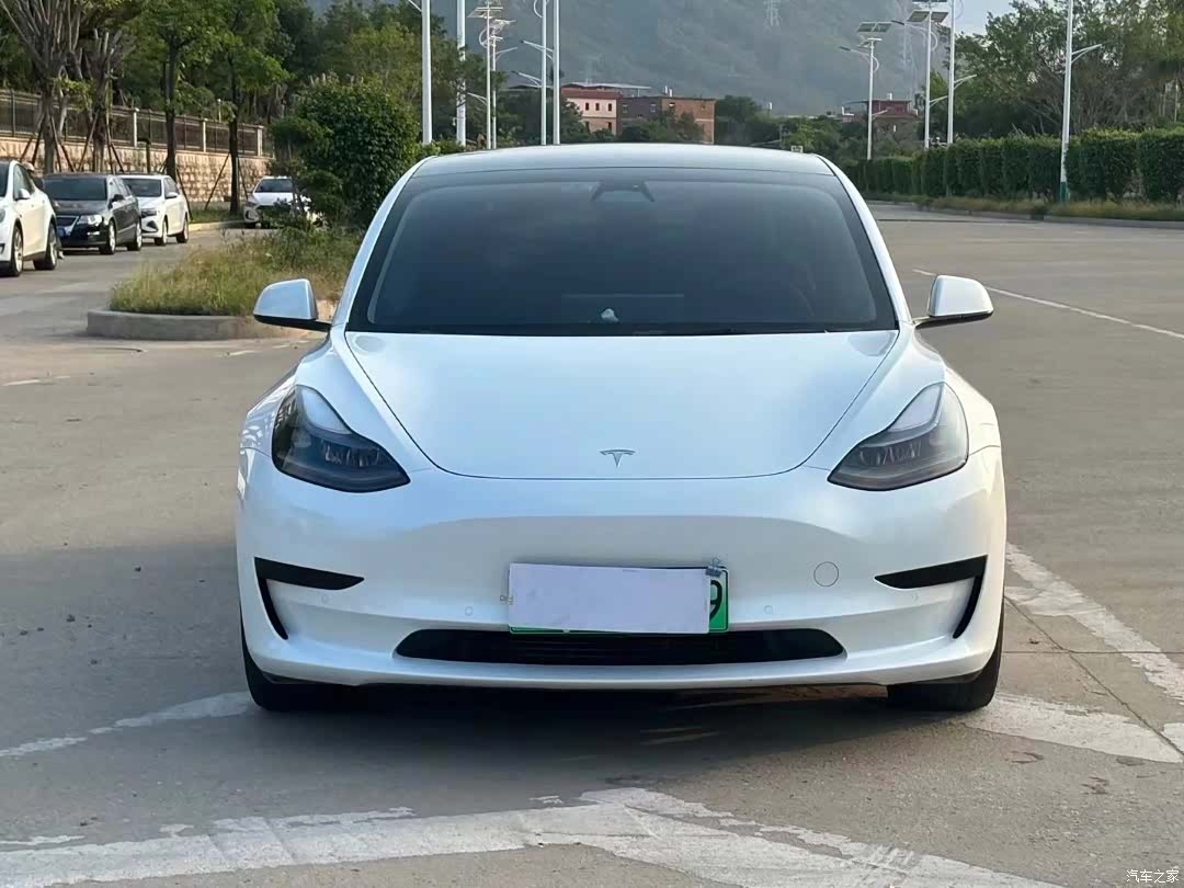 Tesla Model 3, 2022 2
