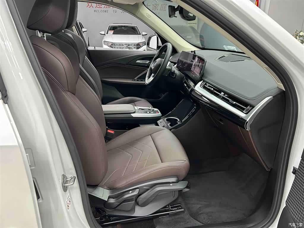 BMW X1, 2024 13