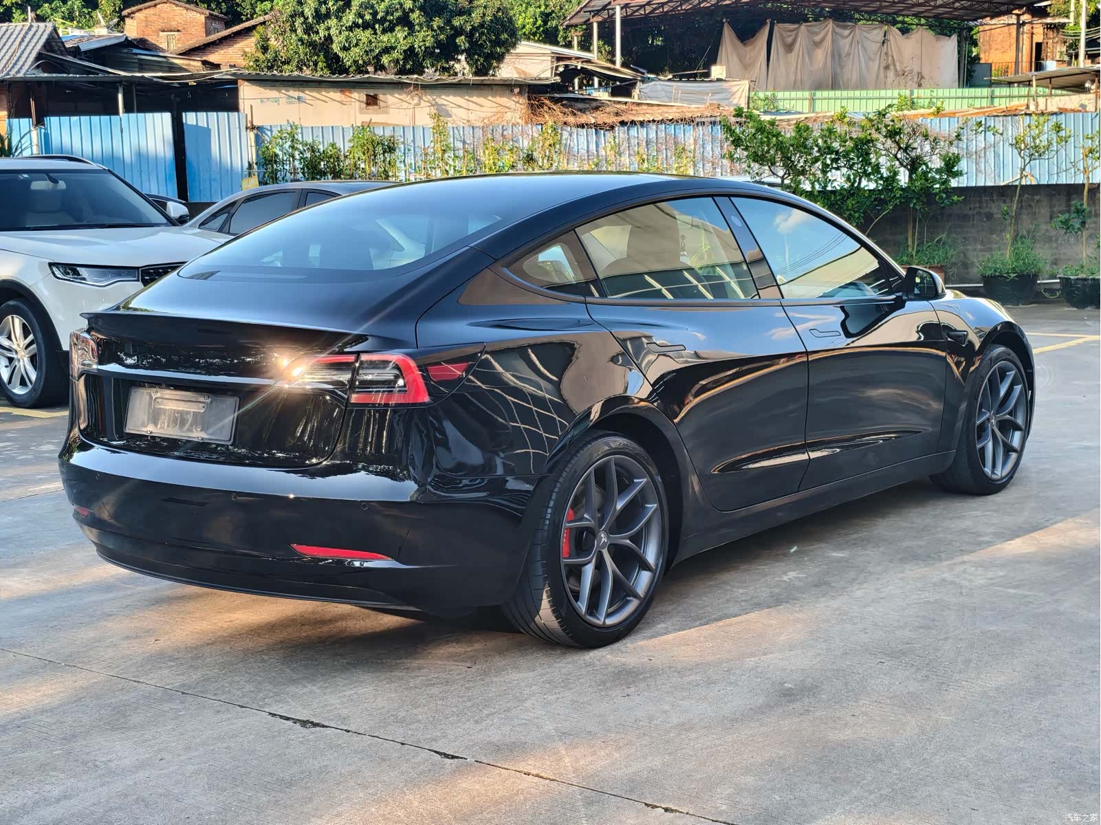 Tesla Model 3, 2022 4