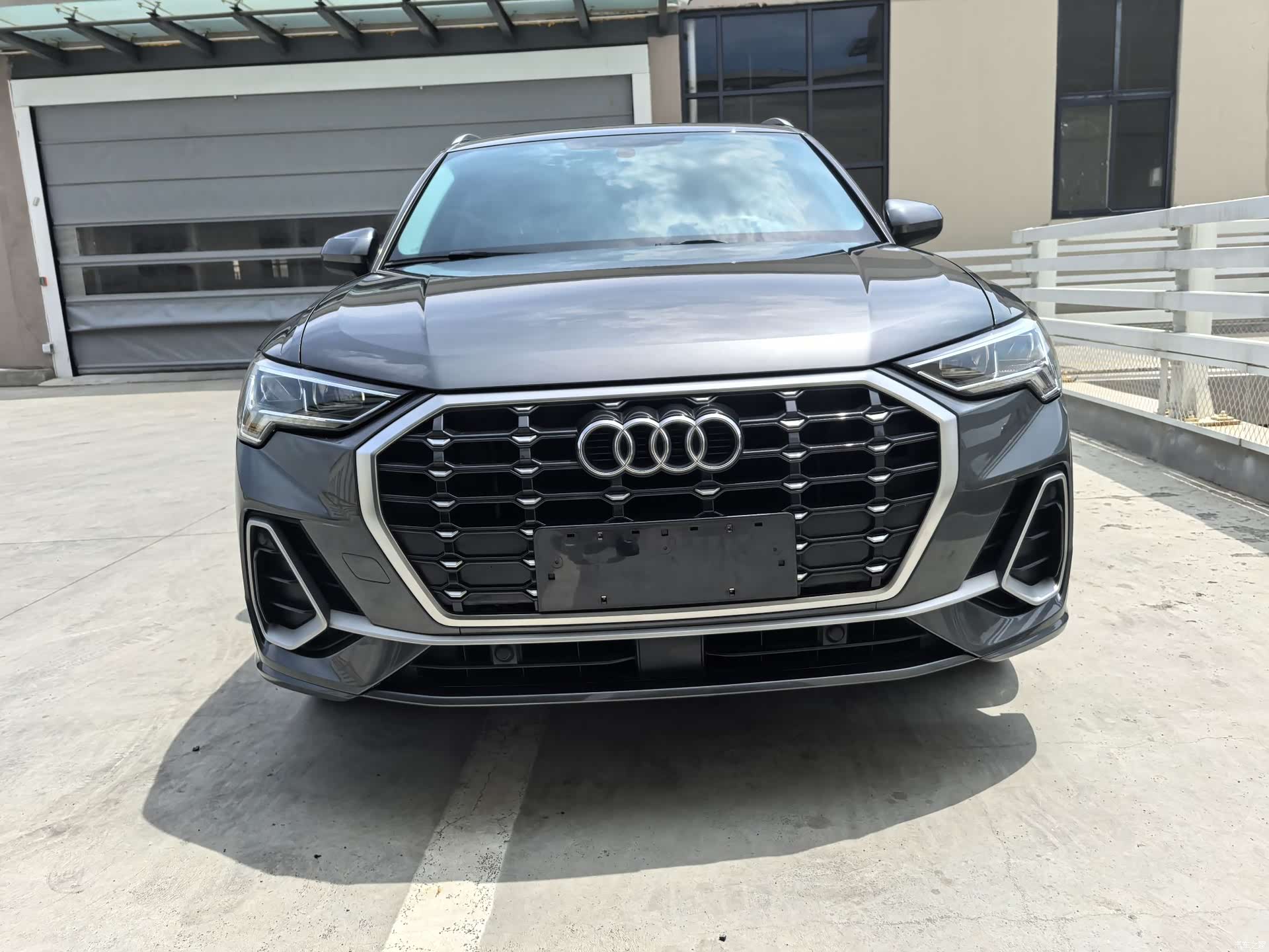 Audi Q3, 2022 2