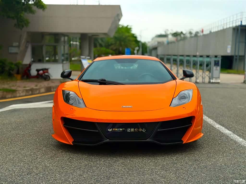 McLaren 12C, 2014 18