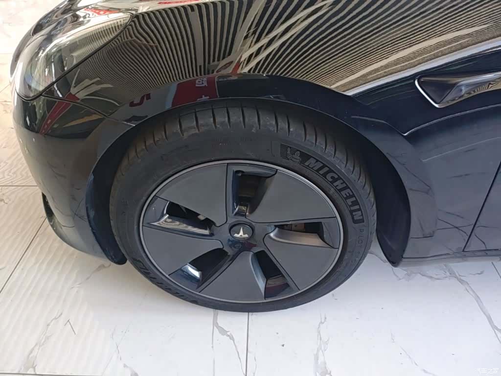 Tesla Model 3, 2022 23