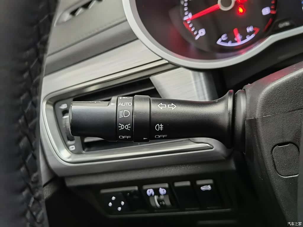 Geely Emgrand, 2019 21