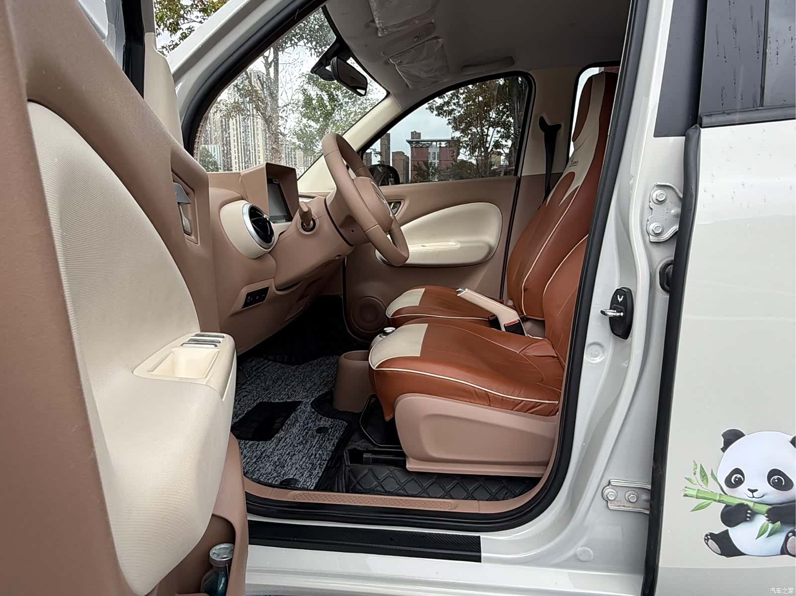 Wuling MINIEV, 2025 4