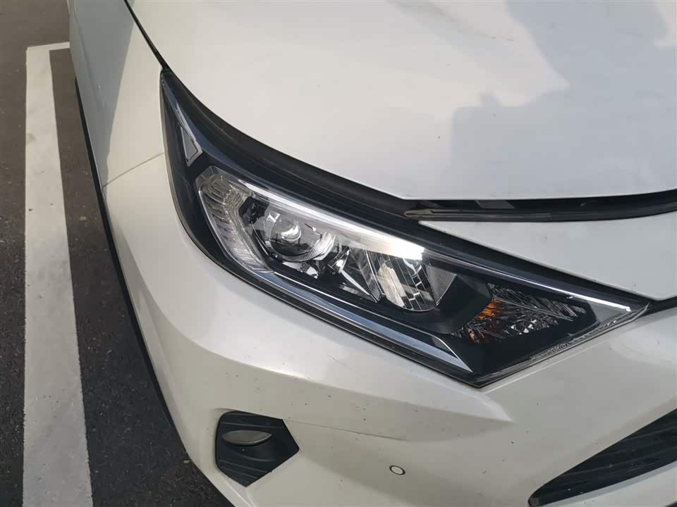 Toyota RAV4 Rongfang