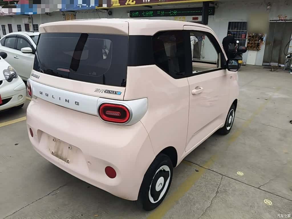 Wuling MINIEV, 2024 все фото