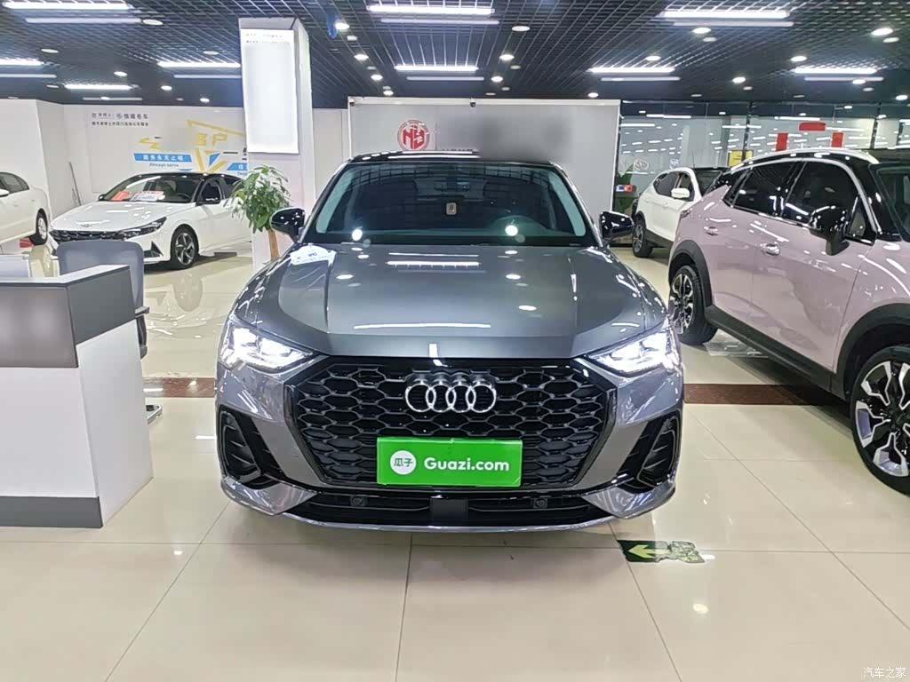 Audi Q3, 2022 3