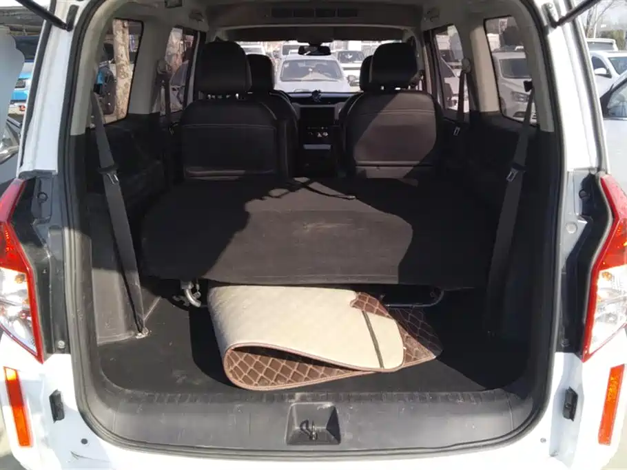 Wuling Wuling Hongguang PLUS