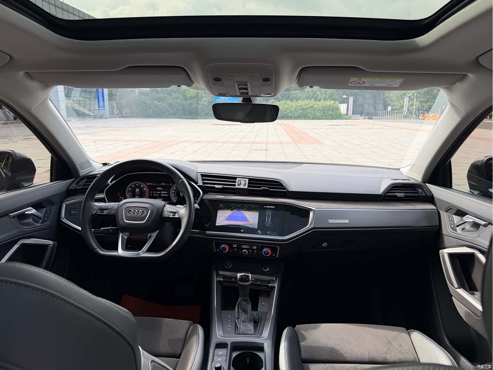 Audi Q3, 2022 все фото