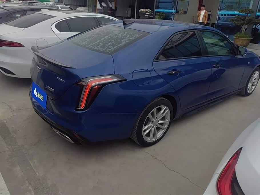 Cadillac CT4