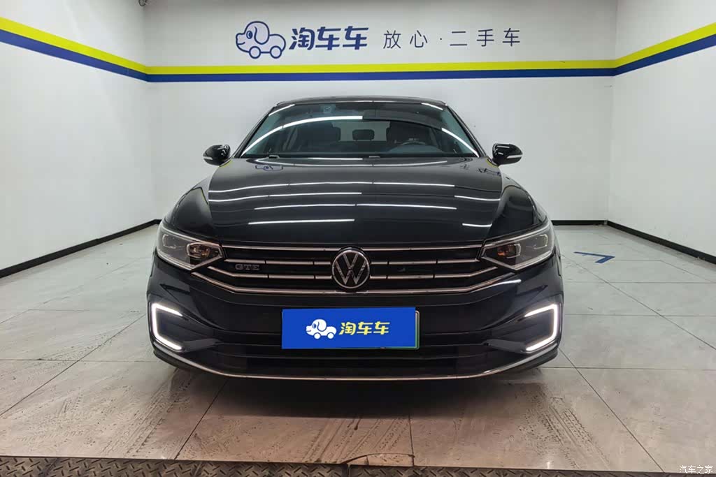 Volkswagen Magotan, 2022 2