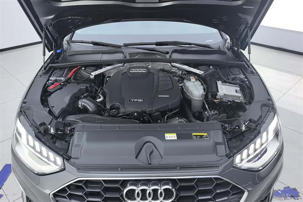 Audi A4L, 2021 10