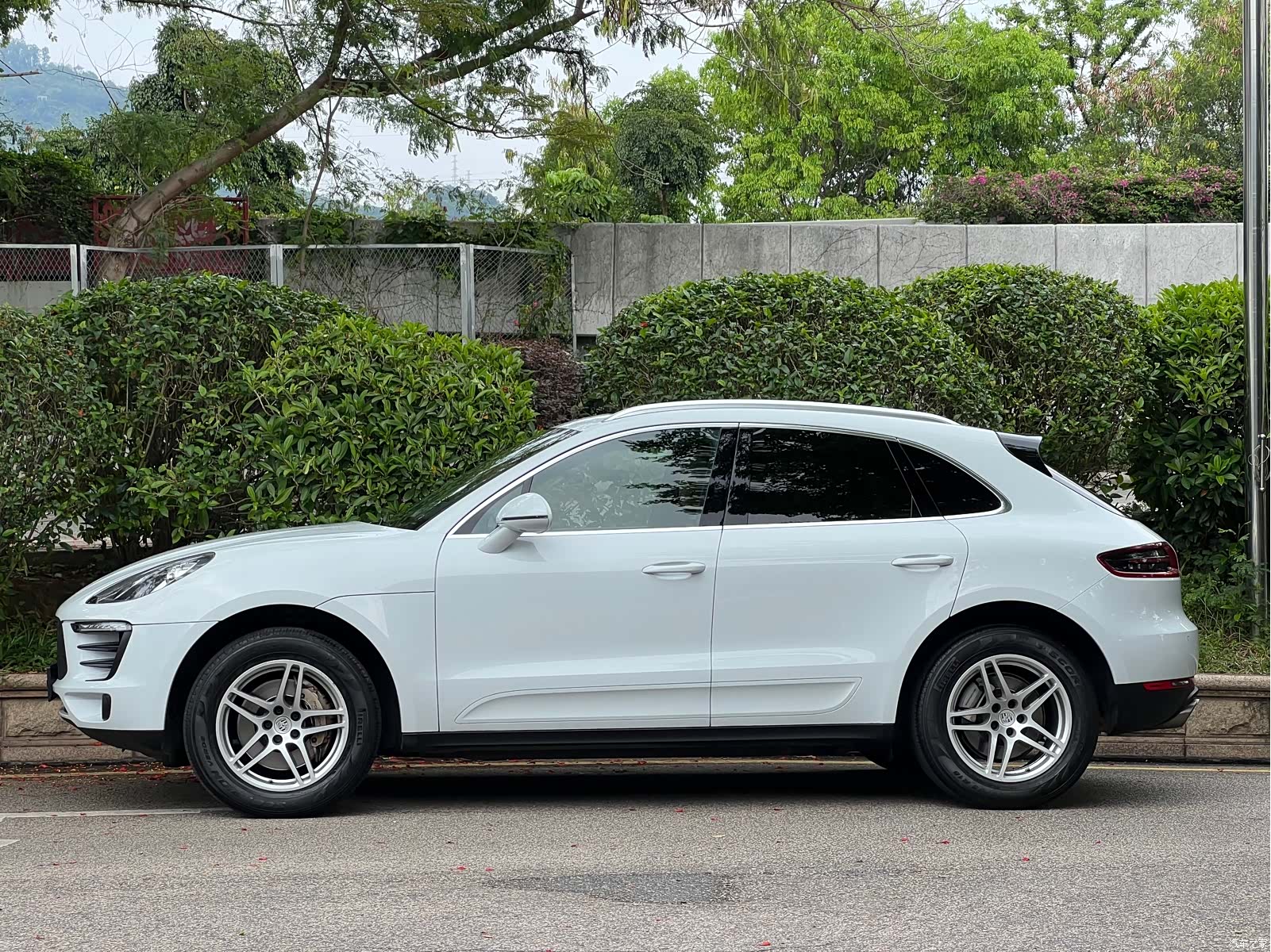 Porsche Macan, 2017 все фото