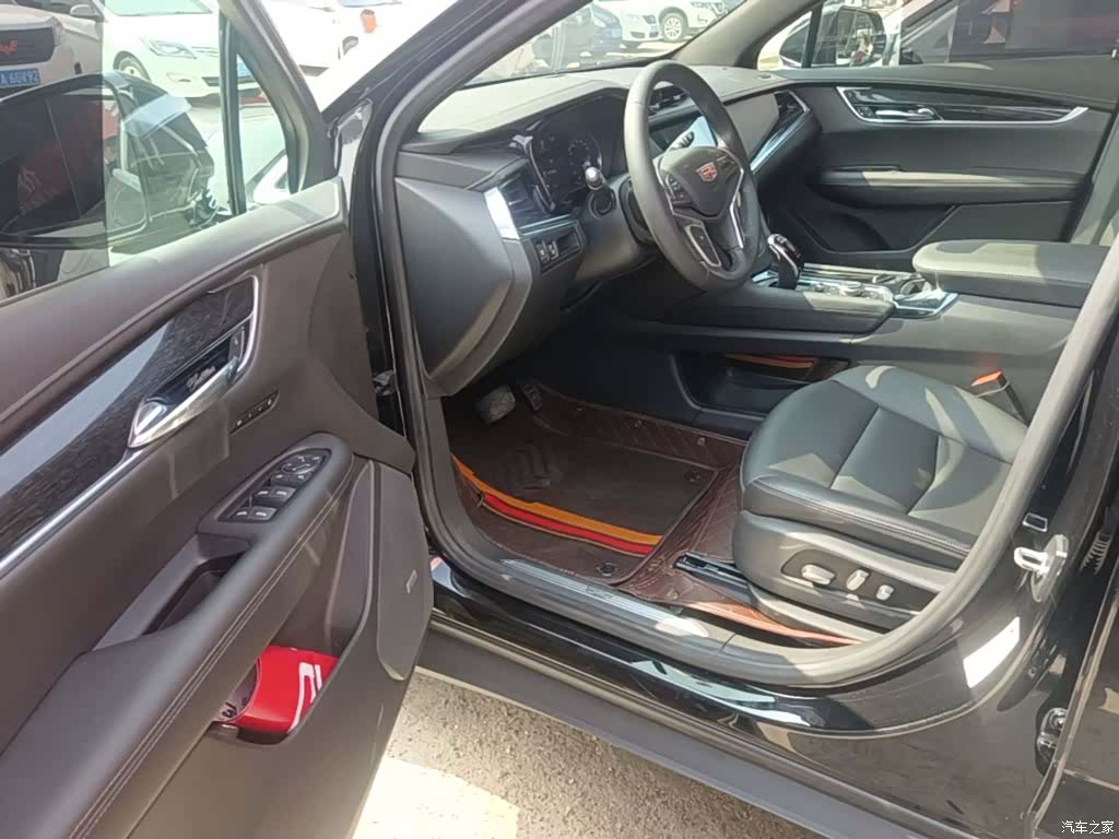 Cadillac XT5, 2020 12