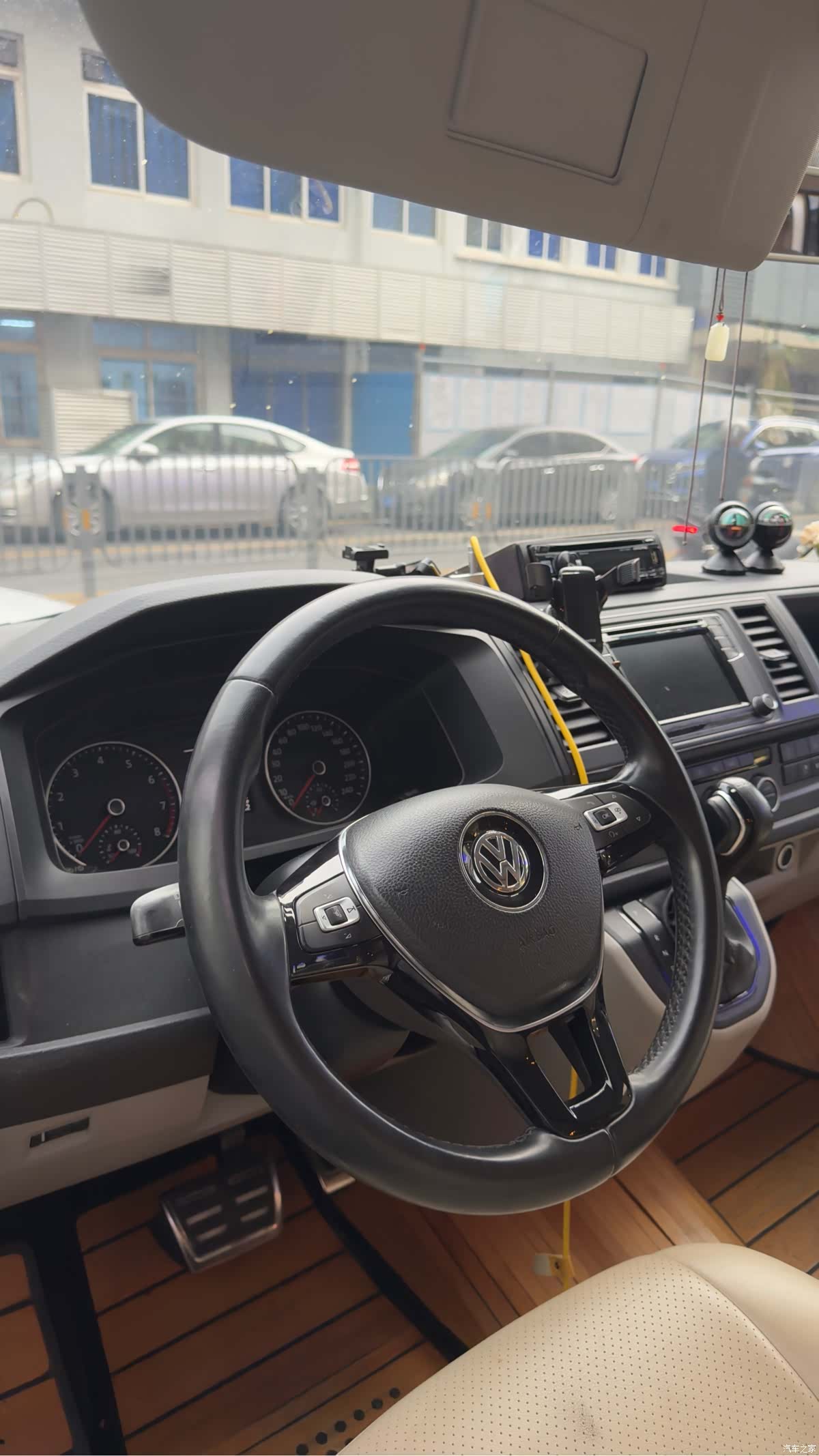 Volkswagen 9, 2019 11