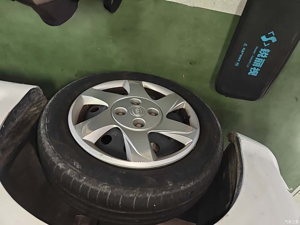 BYD e1, 2021 23