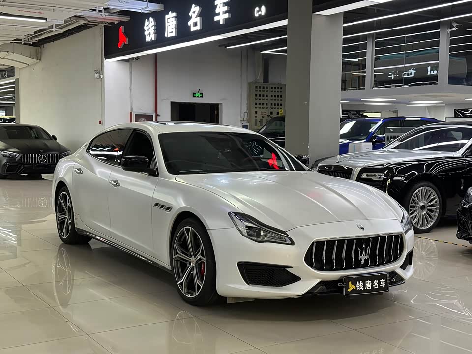 Maserati President